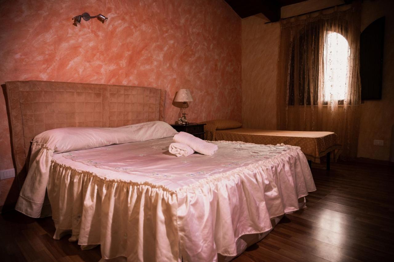L'Anticocasale Guest House Altomonte Exterior photo