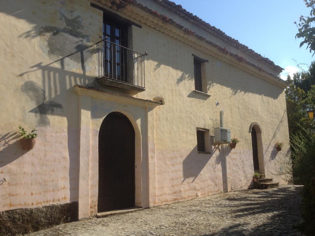 L'Anticocasale Guest House Altomonte Exterior photo
