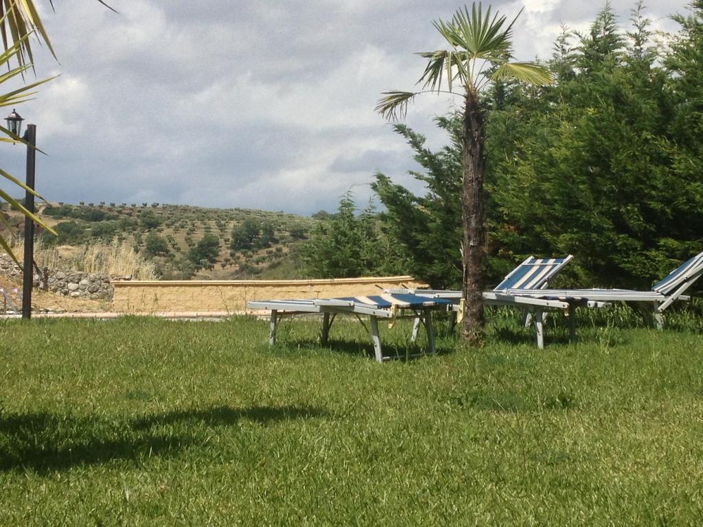 L'Anticocasale Guest House Altomonte Exterior photo